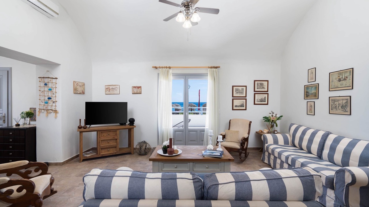 Photo of Bedroom in Perissa