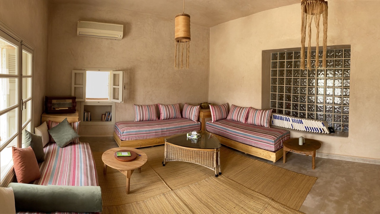 Photo of Livingroom in Ain Kansra