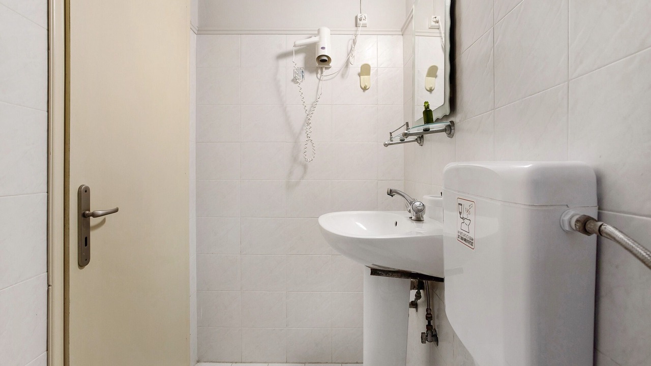 Photo of Bathroom in Limni Keri