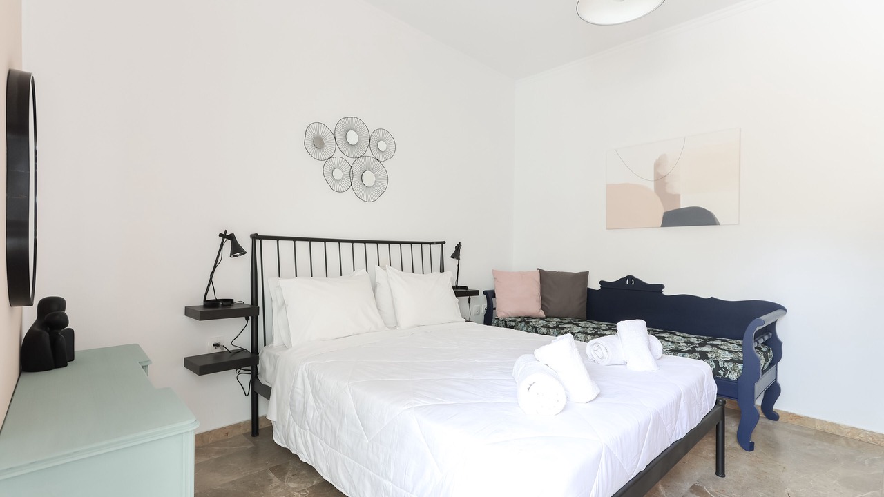 Photo of Bedroom in Kamari