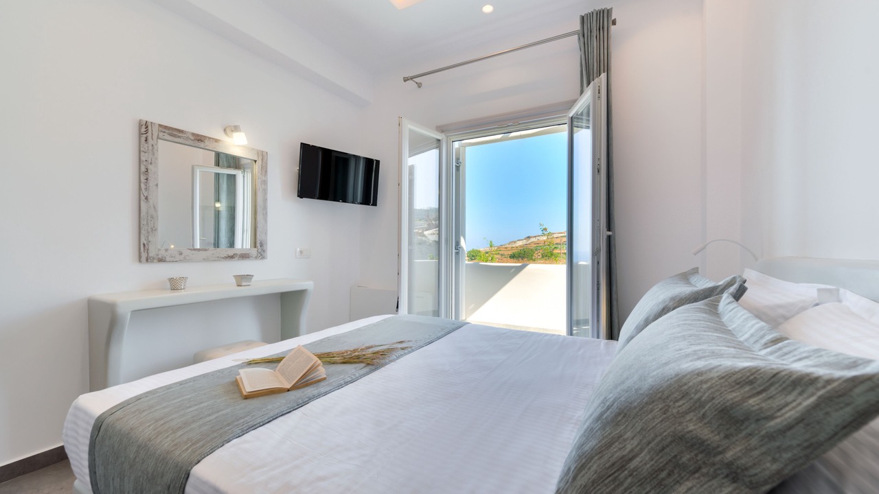 Photo of Bedroom in Messaria