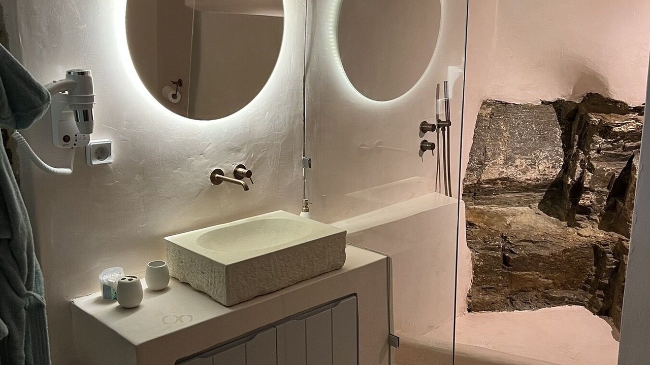 Photo of Bathroom in Falatados