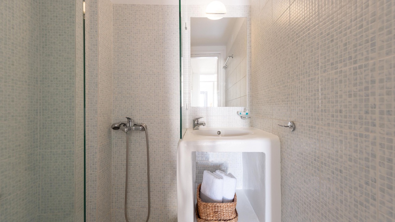 Photo of Bathroom in Akrotiri