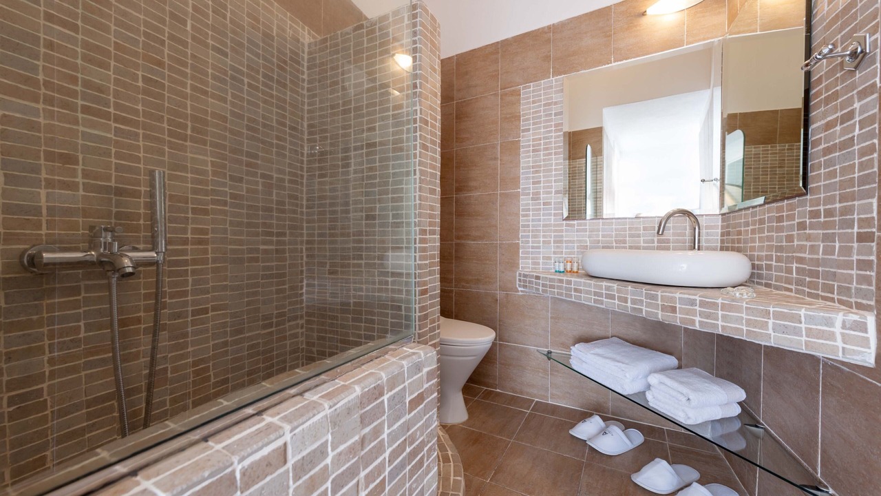 Photo of Bathroom in Akrotiri
