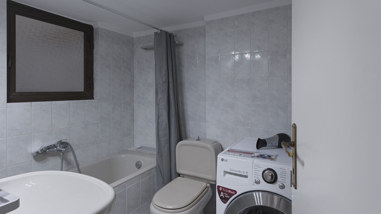 Photo of Bathroom in Zografos