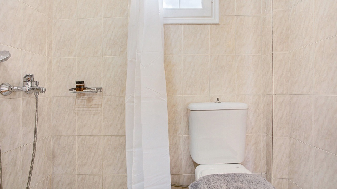 Photo of Bathroom in Alykes