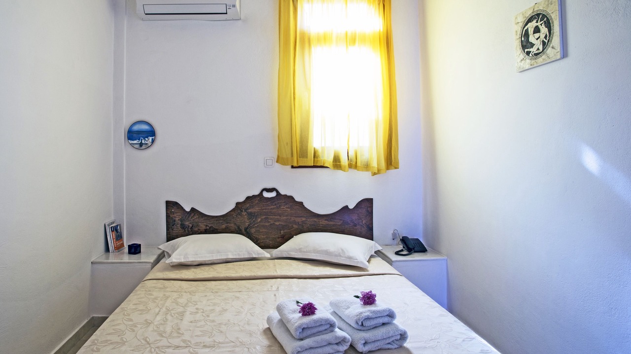 Photo of Bedroom in Perissa