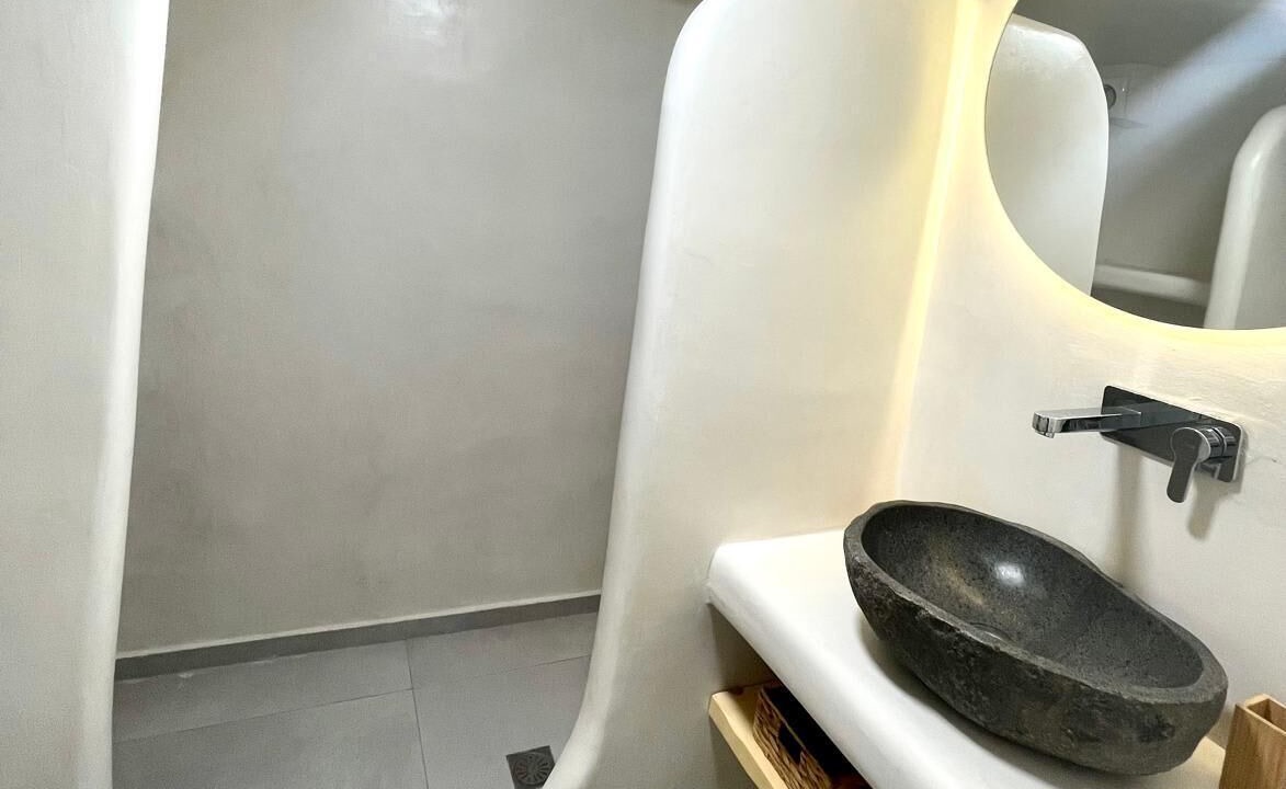 Photo of Bathroom in Kamari