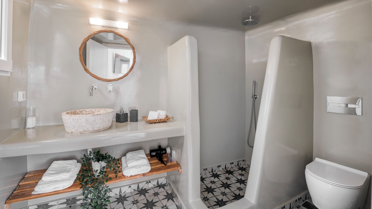 Photo of Bathroom in Vourvoulos