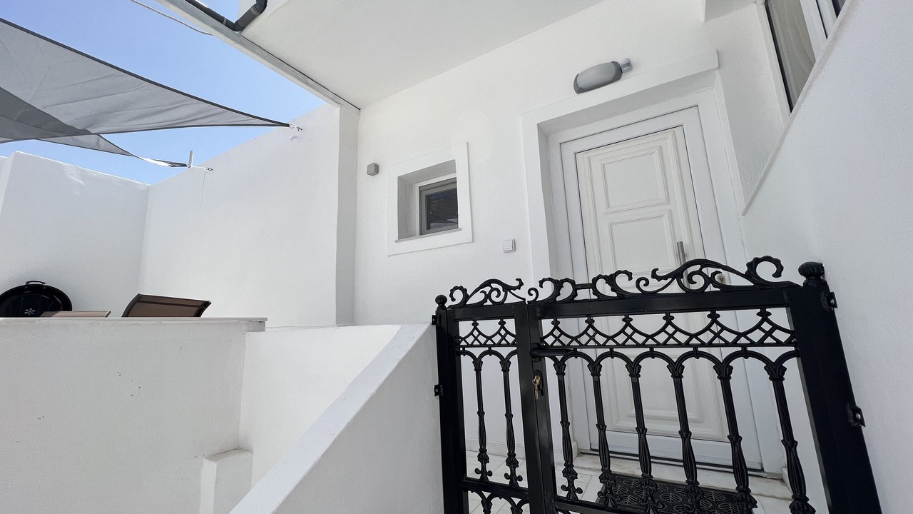 Photo of Outdoor in Perissa