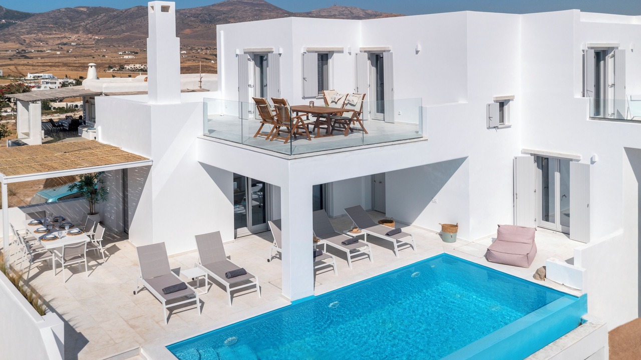 Photo of Outdoor in Piso Livadi