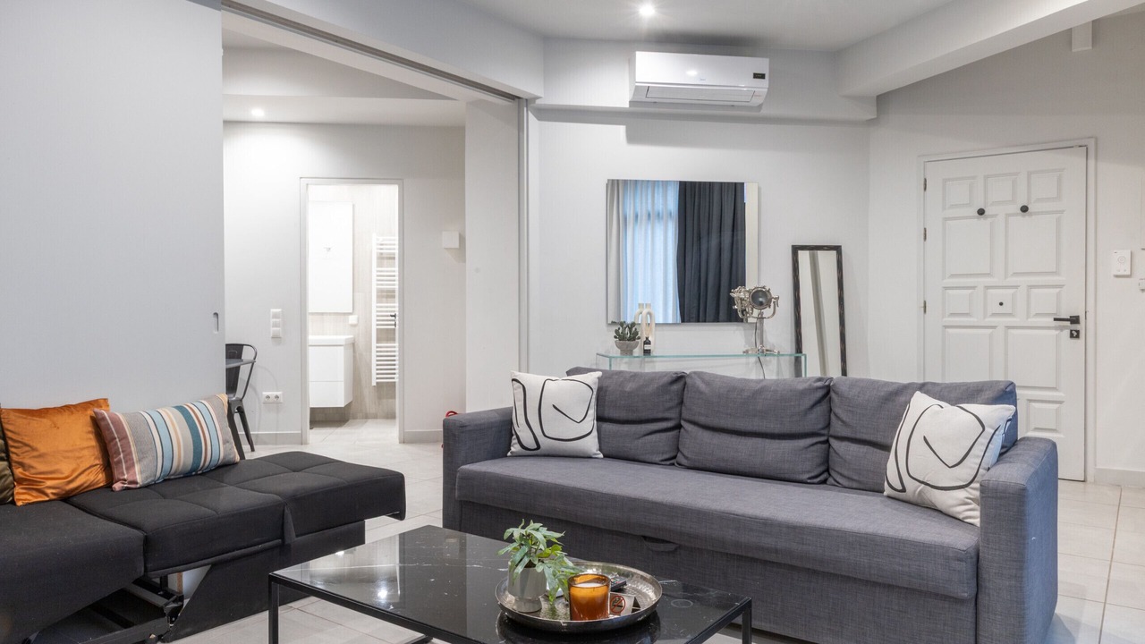 Photo of Livingroom in Psirri
