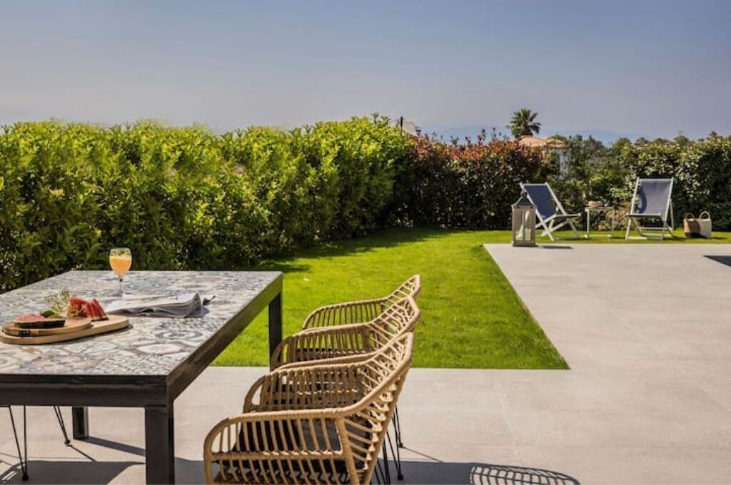 Photo of Outdoor in Karavados