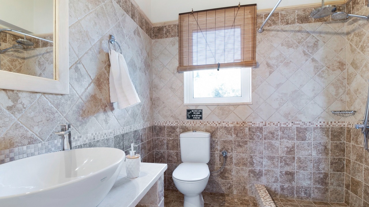 Photo of Bathroom in Tsoukaladhes