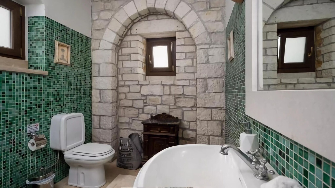 Photo of Bathroom in Kamilari