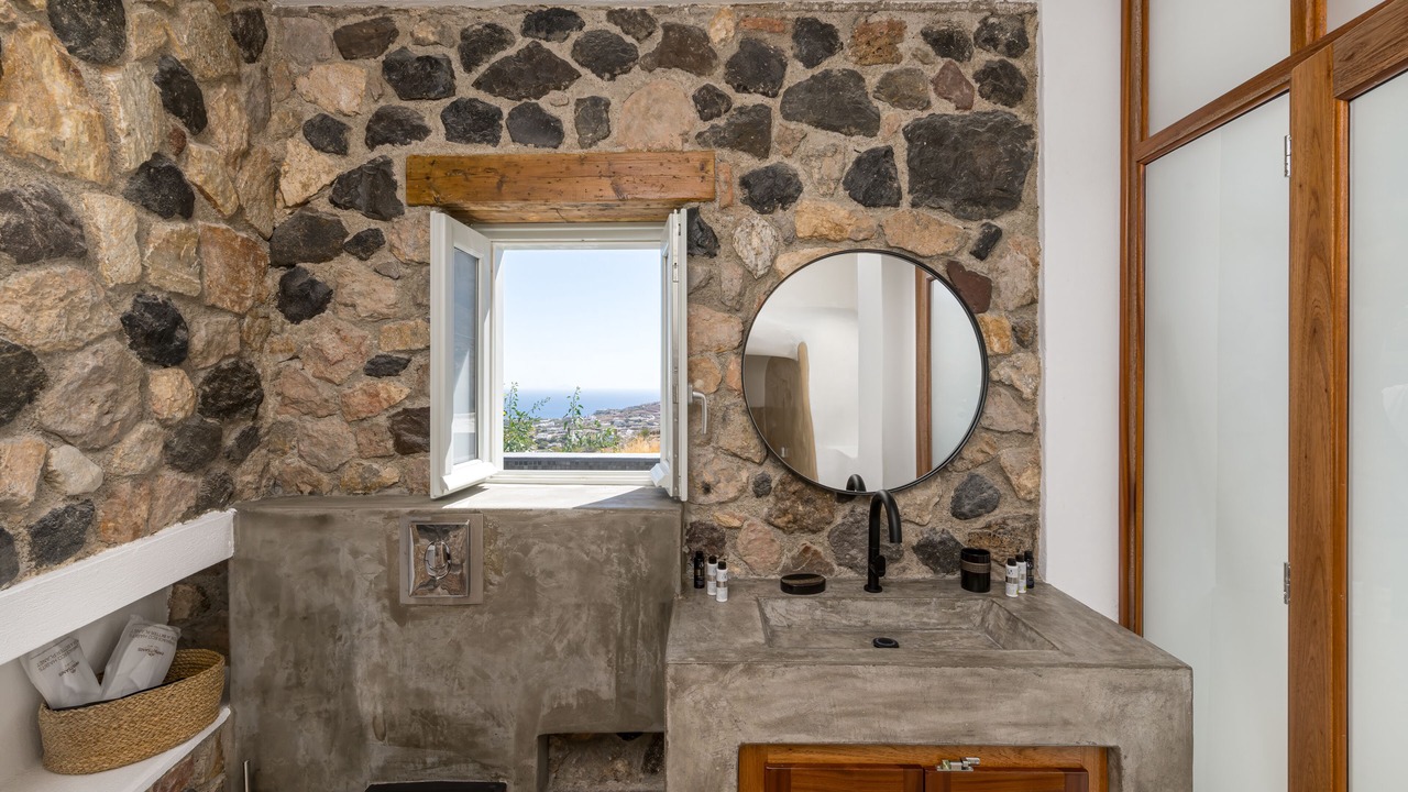 Photo of Bathroom in Episkopi Gonias