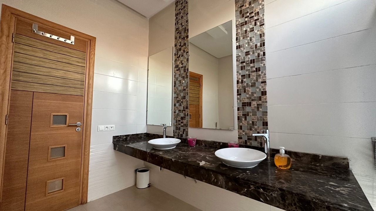 Photo of Bathroom in Menara