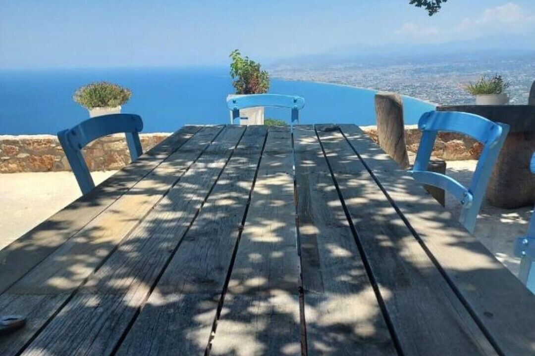 Photo of Outdoor in Rodhia