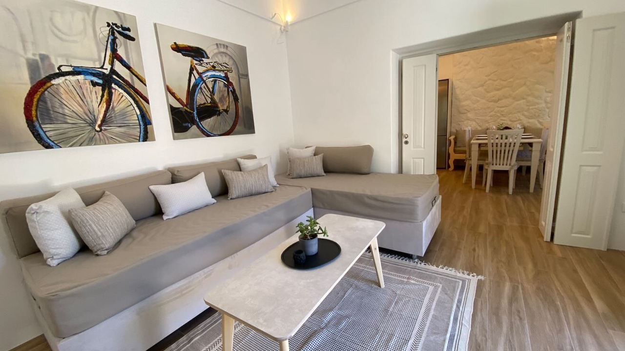 Photo of Livingroom in Exo Gonia
