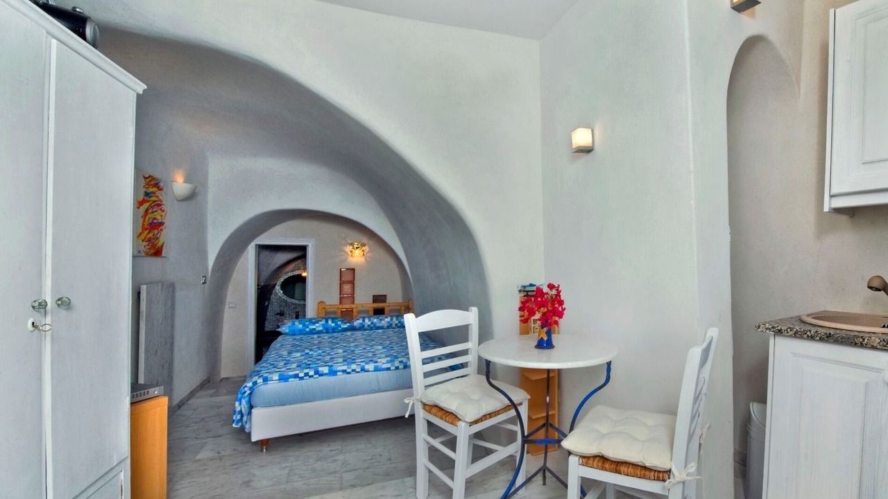 Photo of Bedroom in Firostefani