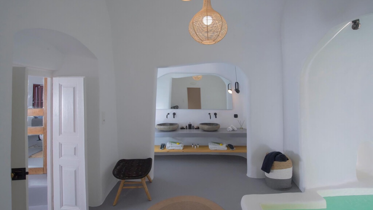 Photo of Bedroom in Exo Gonia