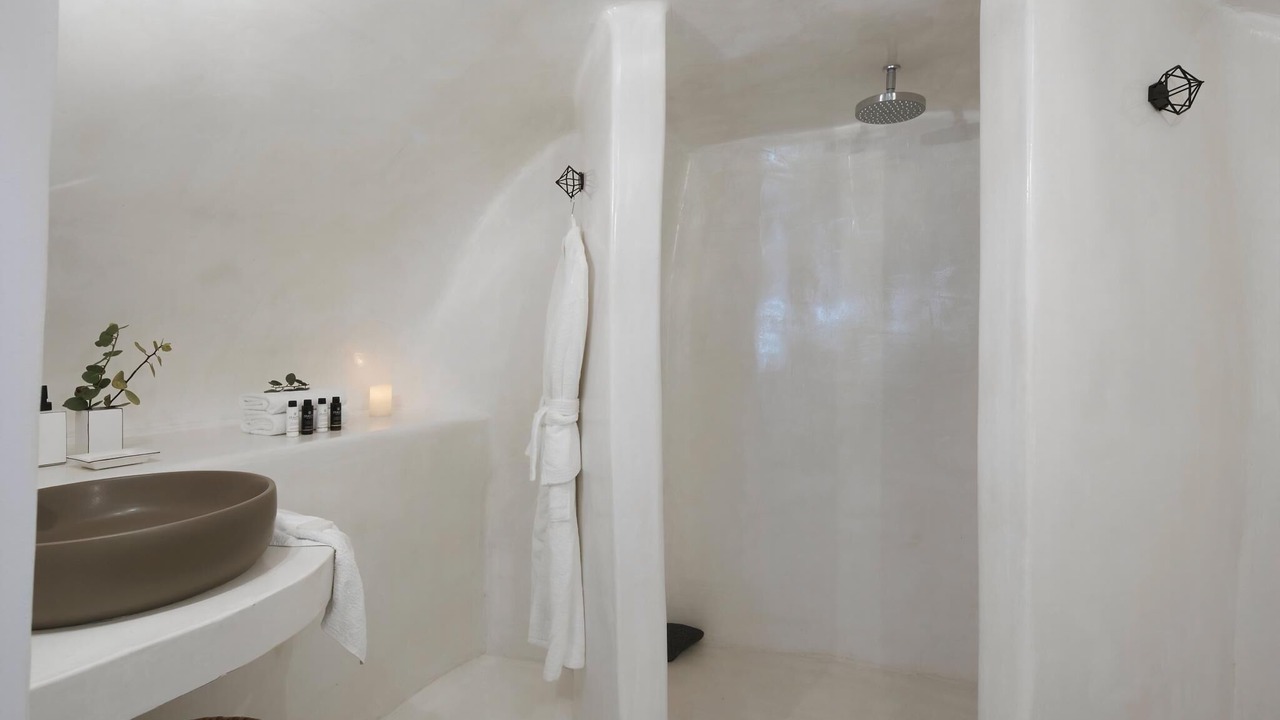 Photo of Bathroom in Exo Gonia