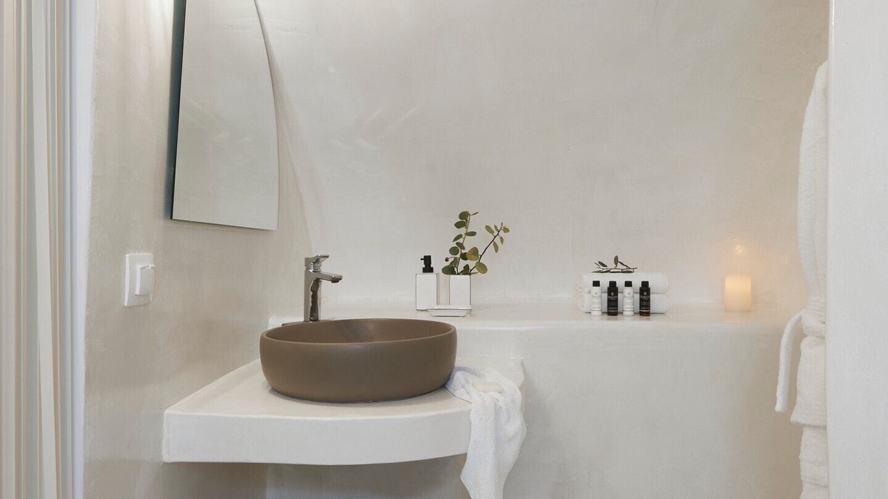 Photo of Bathroom in Exo Gonia