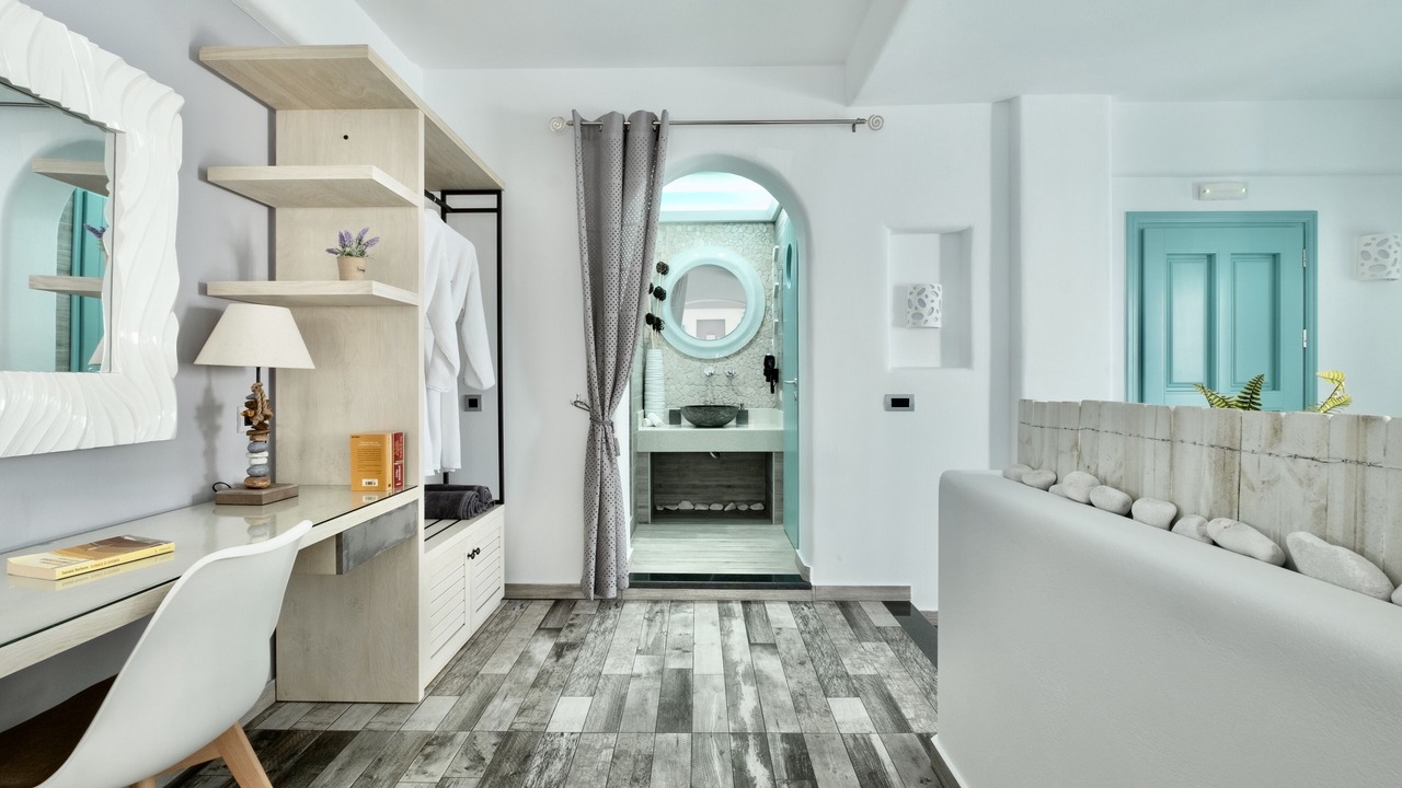 Photo of Bathroom in Perissa