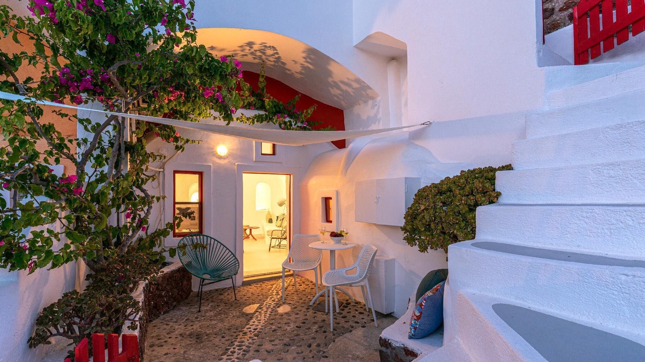 Photo of Others in Oia