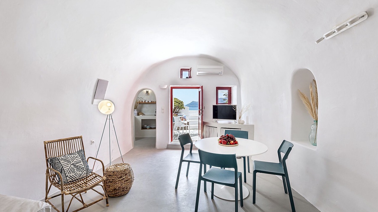 Photo of Others in Oia