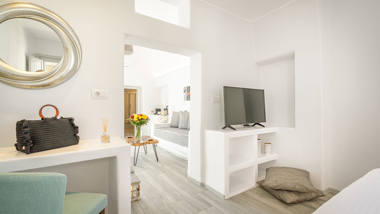 Photo of Bedroom in Imerovigli
