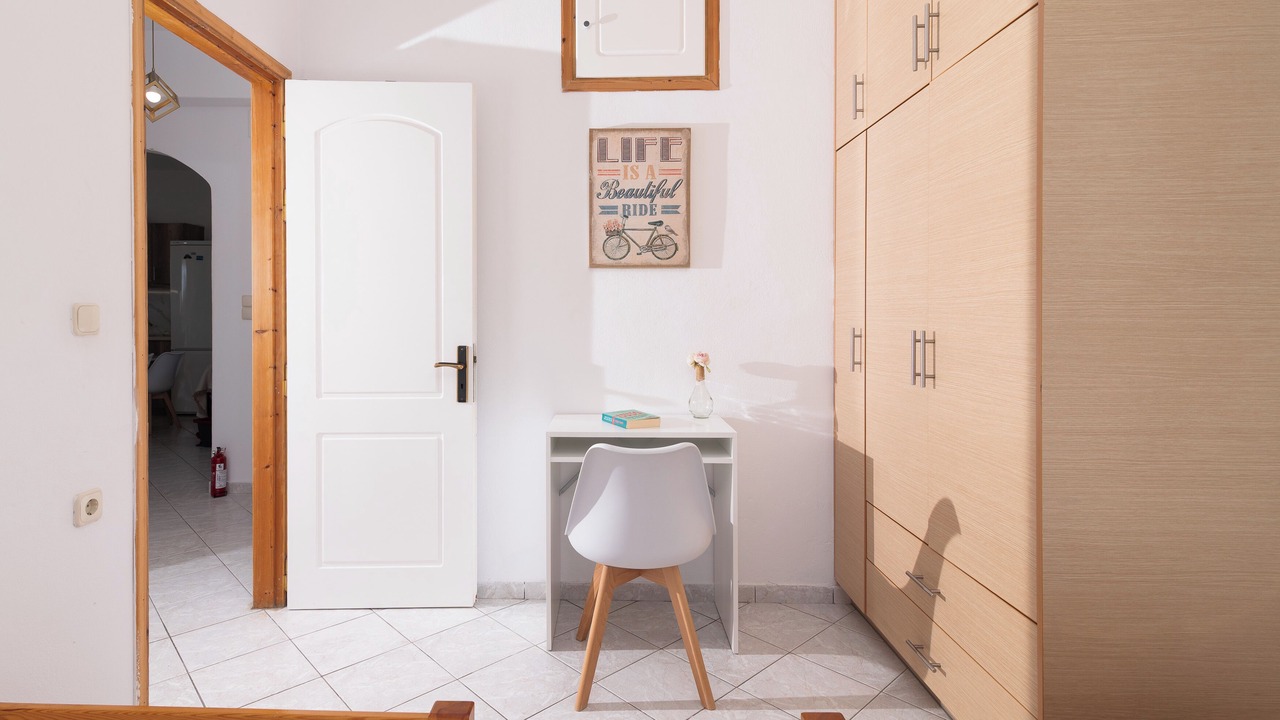Photo of Bedroom in Neo Kalamaki