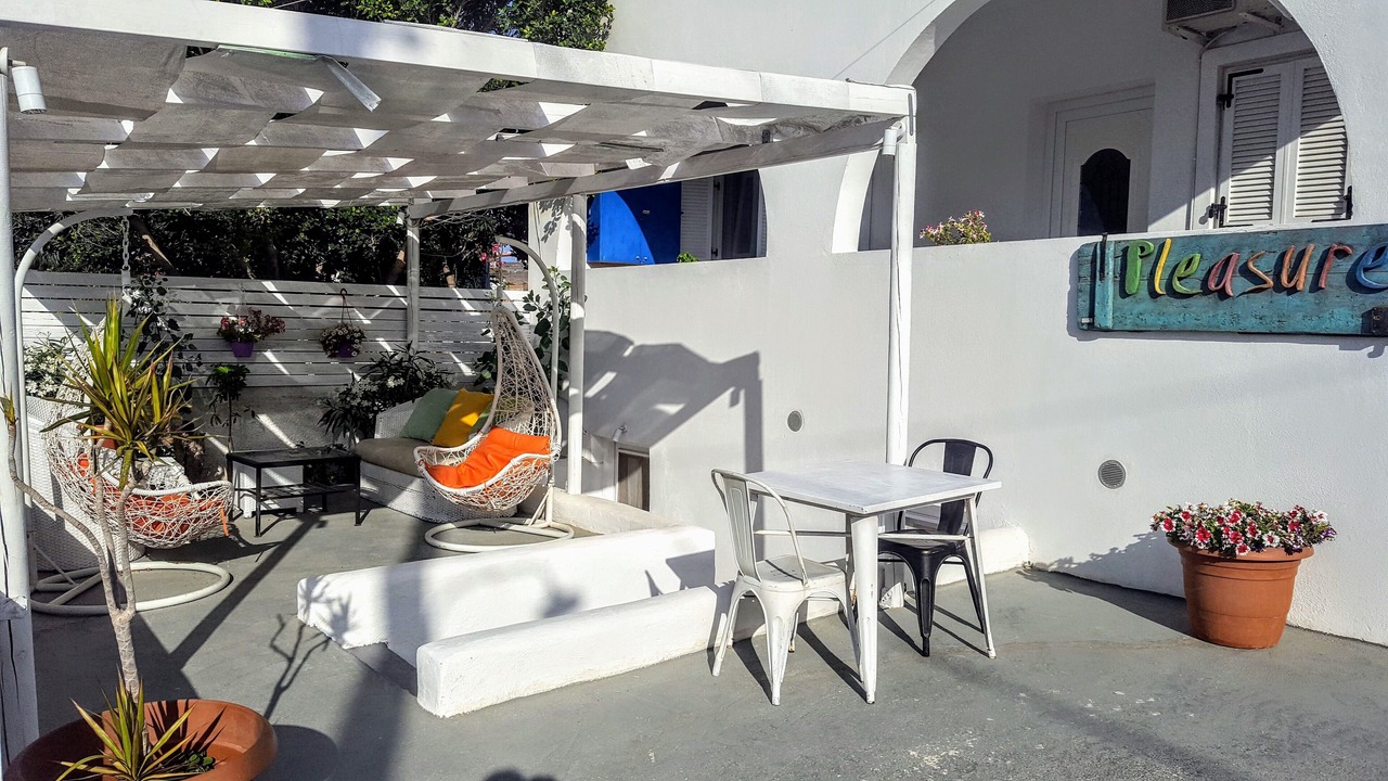 Photo of Outdoor in Perissa