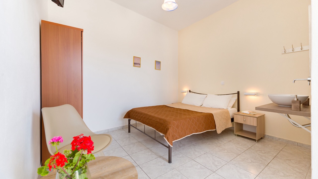 Photo of Bedroom in Perissa