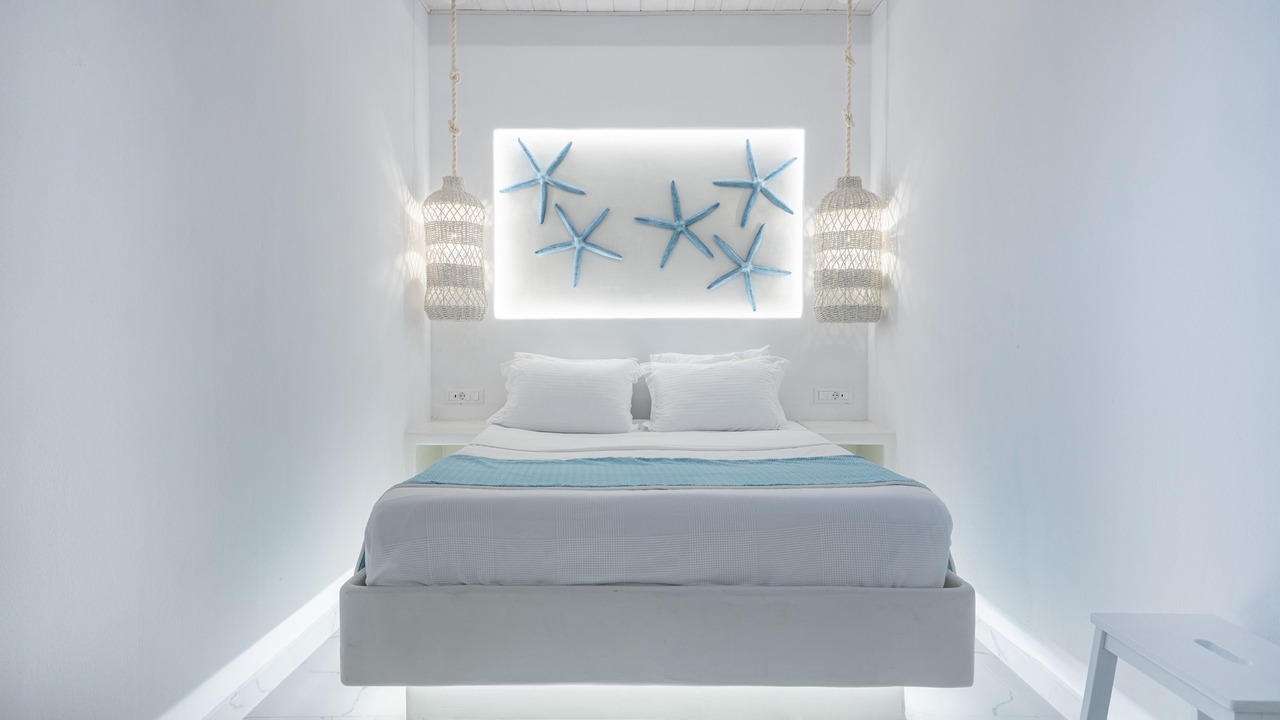 Photo of Bedroom in Oia