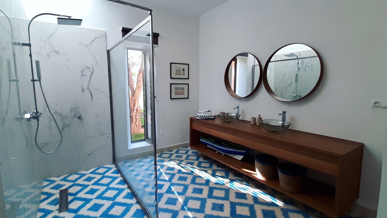 Photo of Bathroom in District of Sidi Youssef Ben Ali