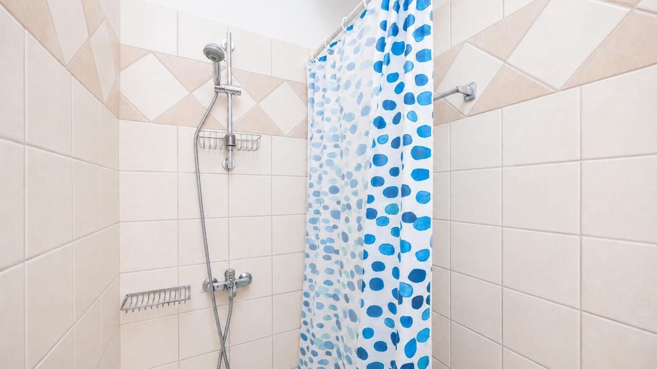 Photo of Bathroom in Skala
