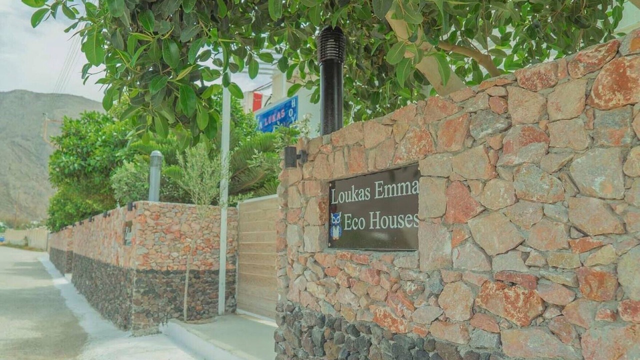 Photo of Outdoor in Perissa