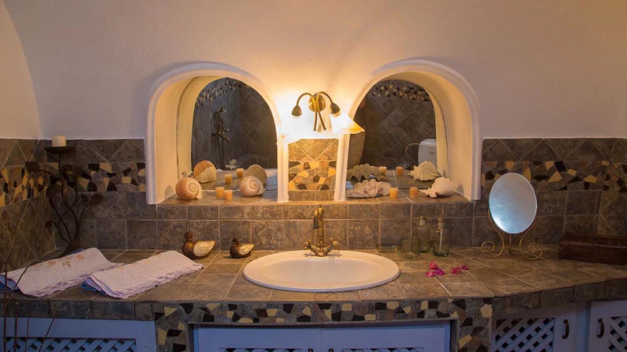 Photo of Bathroom in Karterados