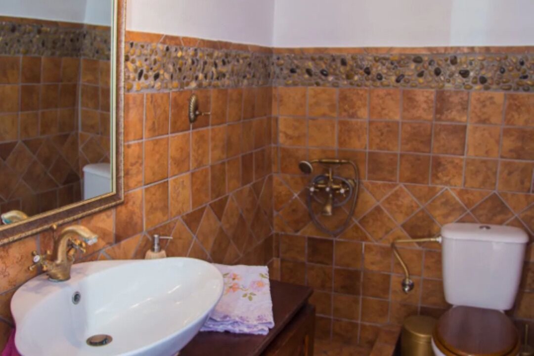 Photo of Bathroom in Karterados