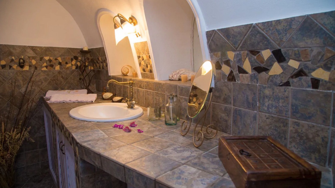 Photo of Bathroom in Karterados
