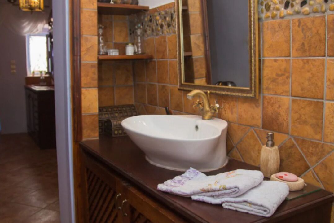 Photo of Bathroom in Karterados