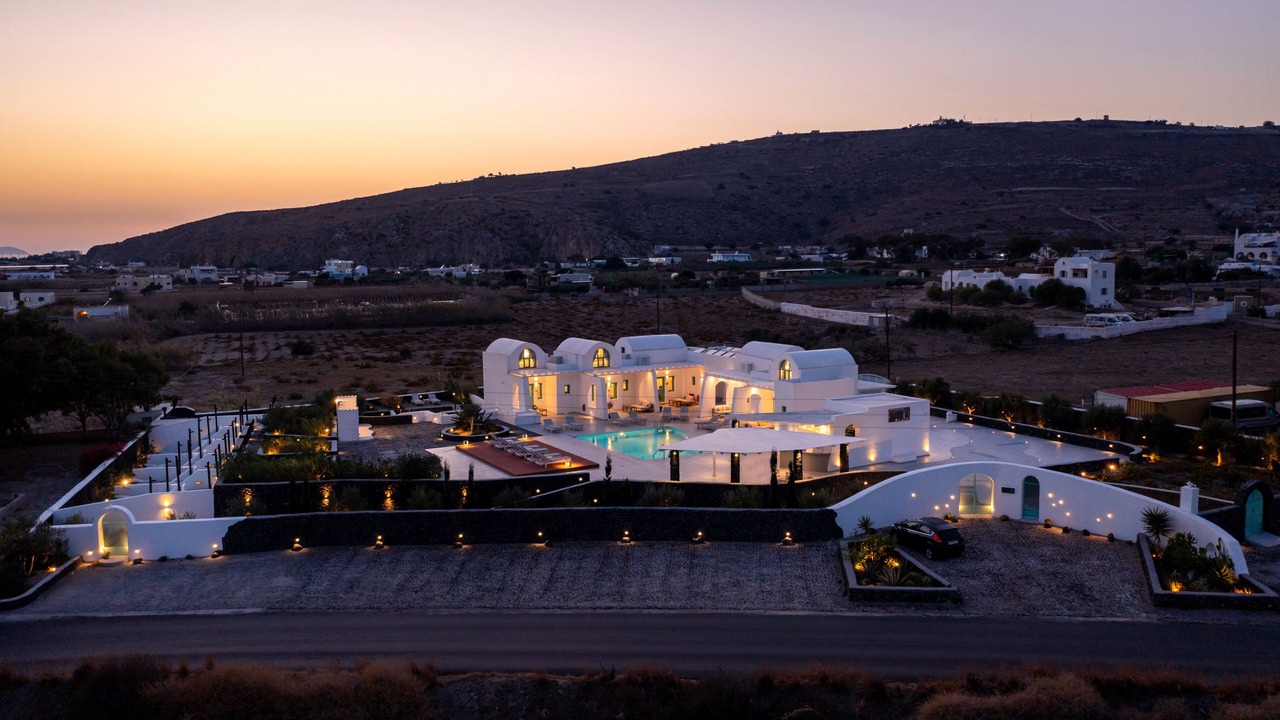 Photo of Outdoor in Perivolos