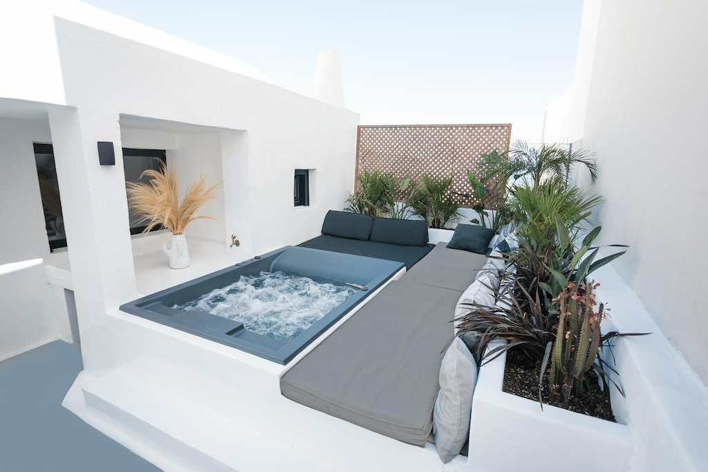 Photo of Others in Oia