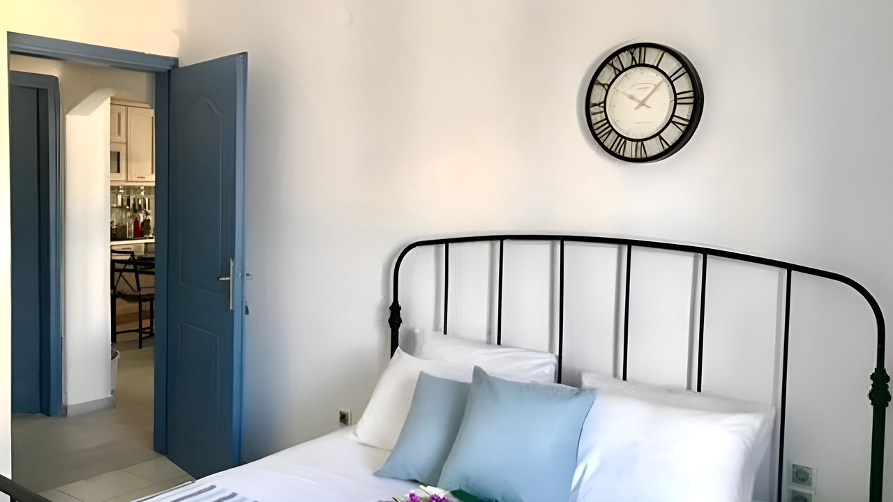 Photo of Bedroom in Firostefani