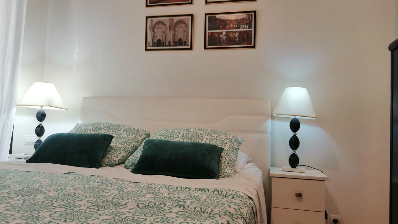 Photo of Bedroom in Issen