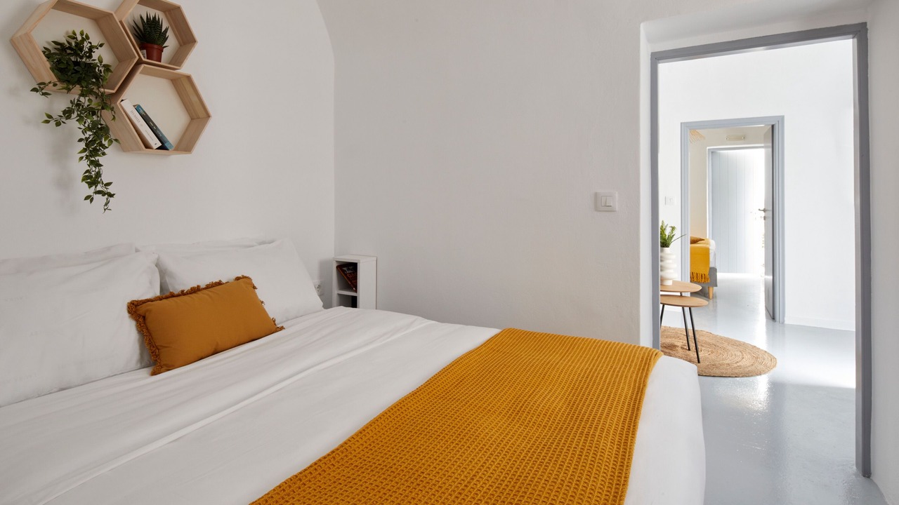 Photo of Bedroom in Perissa