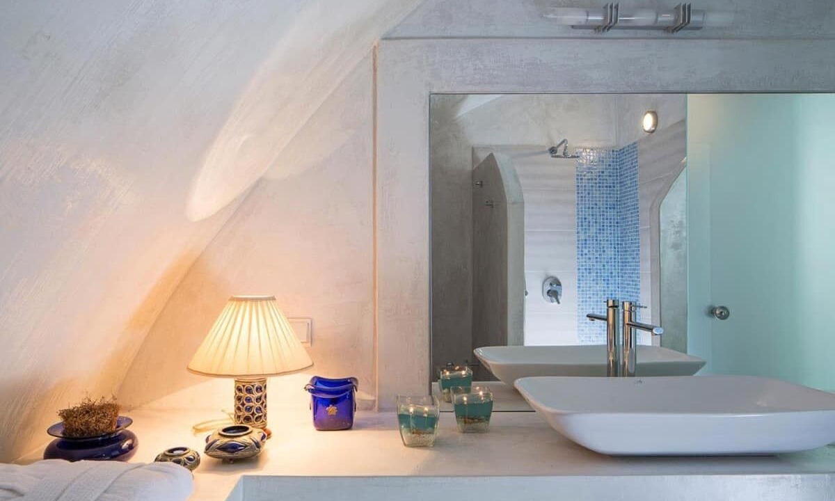 Photo of Bathroom in Agia Paraskevi