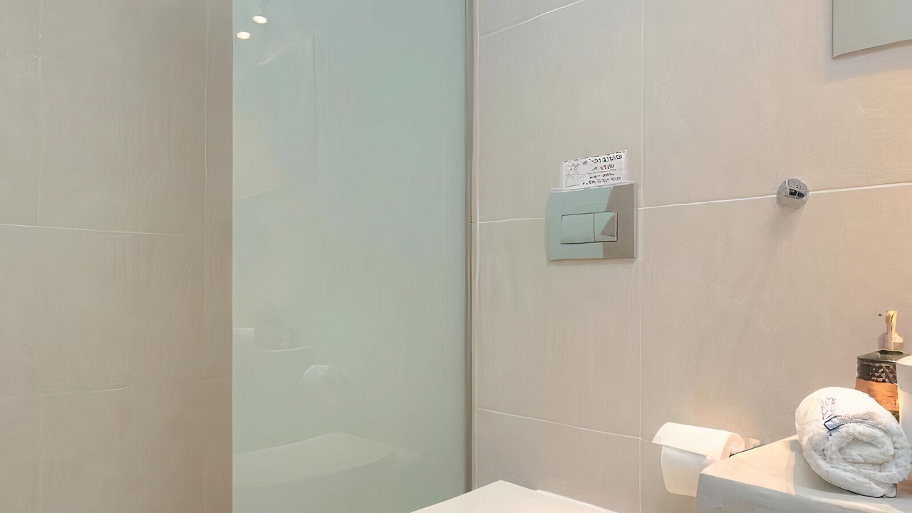 Photo of Bathroom in Fira