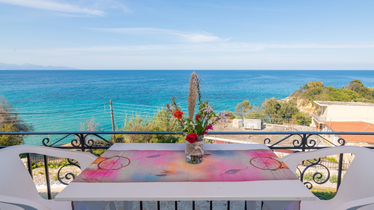 Photo of Outdoor in Alikanas